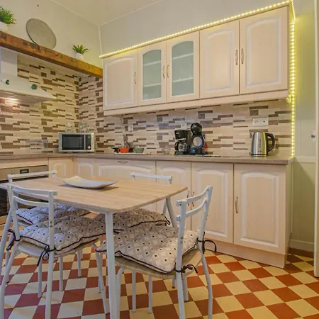 Holiday home L'instant Champenois